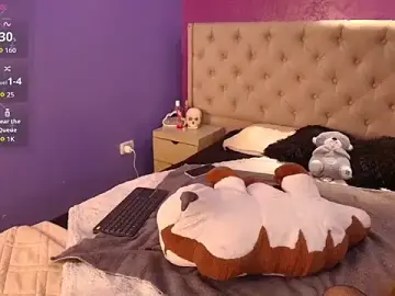 Stripchat Free Porn Cam of LittleCheerry