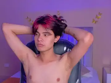 Stripchat Watch Live Sex Cams of Derek_Sinn