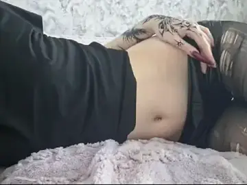 Stripchat Best Webcam of KrissyHiott