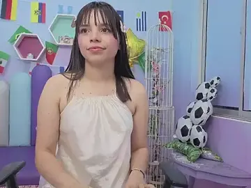 Stripchat Free Porn Cam of Isaa_Skinny