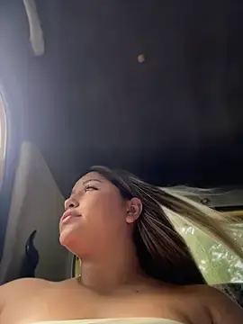 Stripchat Best Webcam of lunablossom_