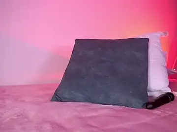 Stripchat Best Webcam of petitevictoria