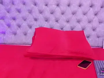 Stripchat Live Sex Cam of Sofia_Girl_