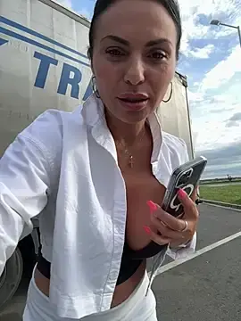 Stripchat Live Sex of KimKelly13