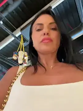 Stripchat Free Porn Cam of KimKelly13