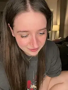 Stripchat Live Sex Cam of nerdynina