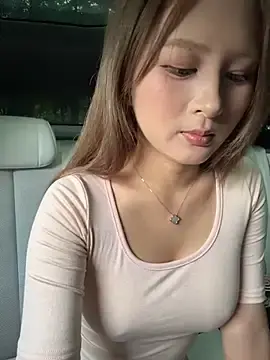Stripchat Watch Live Sex Cams of yuki_june