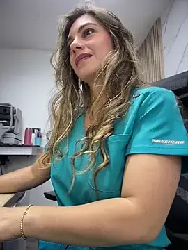 Stripchat Watch Live Sex Cams of alicee16