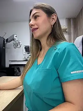 Stripchat Free Live Porn of alicee16