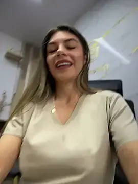Stripchat Watch Live Sex Cams of alicee16