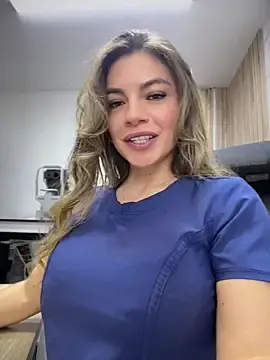 Stripchat Free Porn Cam of alicee16