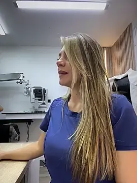 Stripchat Live Sex of alicee16