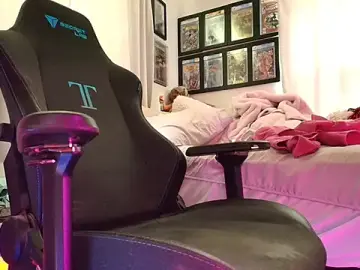 Stripchat Live Sex Cam of TSCassandraLove
