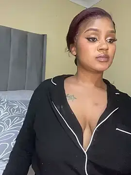 Stripchat Free Live Porn of Amberr_Roose