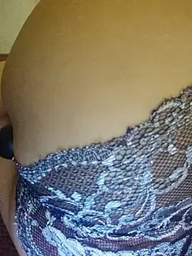 Stripchat Free Porn Cam of Hara_lusia83