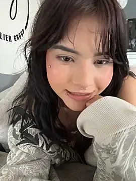 Stripchat Sex Cam of TatiLee