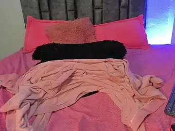 Stripchat Free Porn Cam of Esmeraldaa-