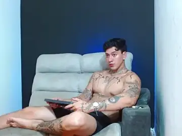 Stripchat Best Webcam of JUSTIN_FULLER1