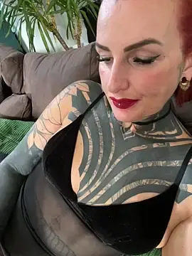 Stripchat Nude Webcam of KathaleaNoir
