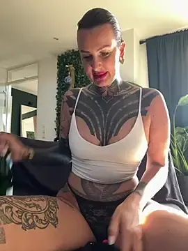 Stripchat Live Porn of KathaleaNoir