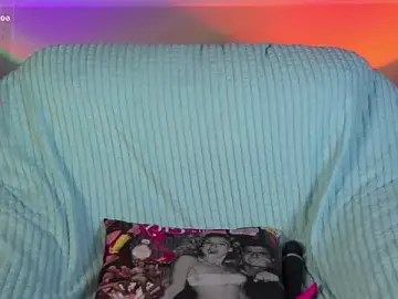 Stripchat Free Porn Cam of Eva_Golden