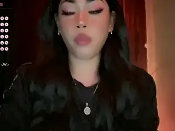 Stripchat Free Live Porn of madam_agnes1
