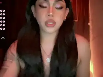 Stripchat Free Live Porn of madam_agnes1