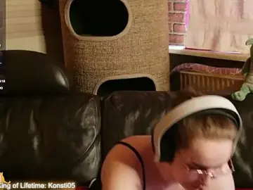 Stripchat Watch Live Sex Cams of GamerGirl_Eve