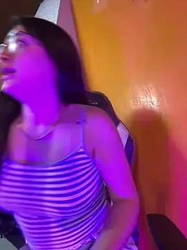 Stripchat Sex Cam of Mile_Evanns