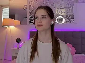 Stripchat Watch Live Sex Cams of LuisaClover