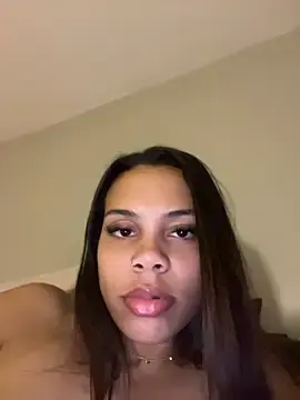 Stripchat Live Sex of Petite_Baddie