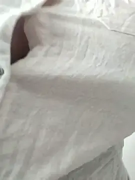Stripchat Sex Cam of Horny-Mommy-Dirty