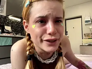Stripchat Live Sex Cam of Lili_pup