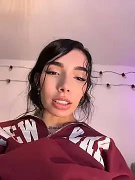 Stripchat Best Webcam of milasantana_