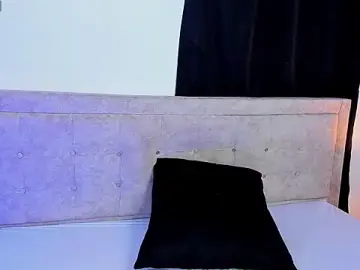 Stripchat Best Webcam of Stormi_Canniggia