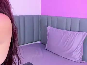 Stripchat Nude Webcam of Maddy_red_