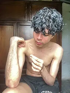 Stripchat Sex Cam of Axel-Mejia