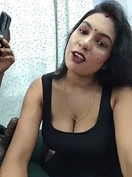 Stripchat Adult Webcams of Queen_Doll