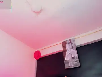 Stripchat Live Porn of Kendall_hornyy