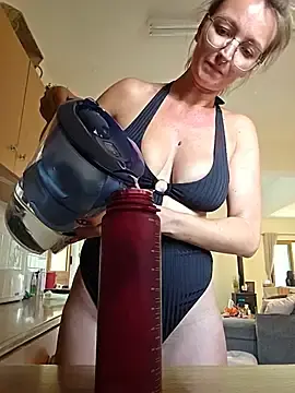 Stripchat Live Sex of MissMialicious