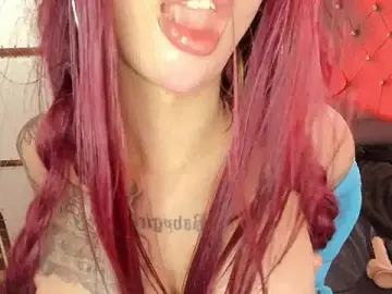 Stripchat Best live sex cam show of Scarbadgirl_