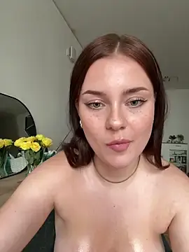 Stripchat Sex Cam of MaribelRiver