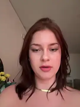 Stripchat Free Porn Cam of MaribelRiver