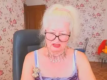 Stripchat Free Live Porn of Maya_Mayflower