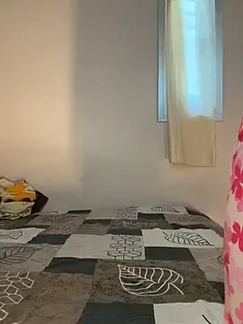 Stripchat Live Porn of ZeherKiZara