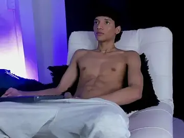 Stripchat Watch Live Sex Cams of im_ralff