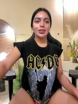 Stripchat Live Sex Cam of TS-SimplyTheBest