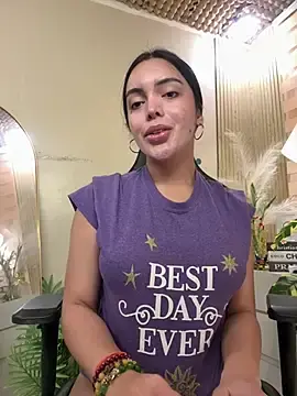 Stripchat Live Sex Cam of TS-SimplyTheBest