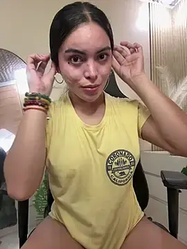 Stripchat Free Porn Cam of TS-SimplyTheBest