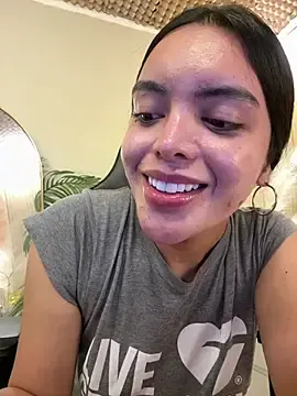 Stripchat Free Live Porn of TS-SimplyTheBest